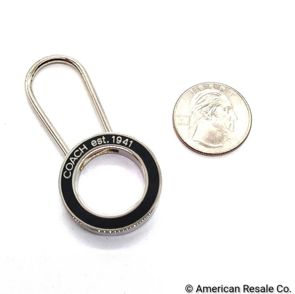 JUST IN! COACH Vintage Black Enamel Pinch Lock Locket Keychain FOB purse charm - Picture 5 of 7